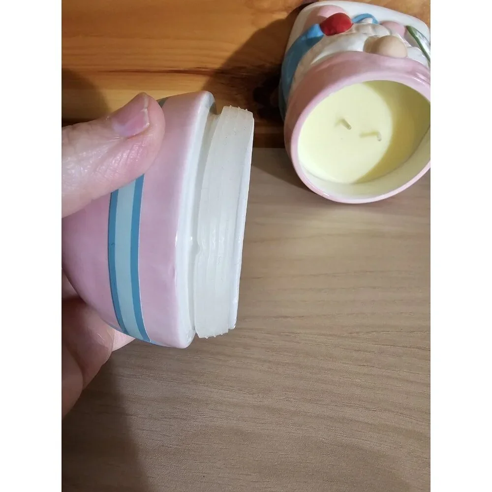 New Martha Stewart Gnome Snow Day Snowboarding 2 Wick Candle Jar Winter